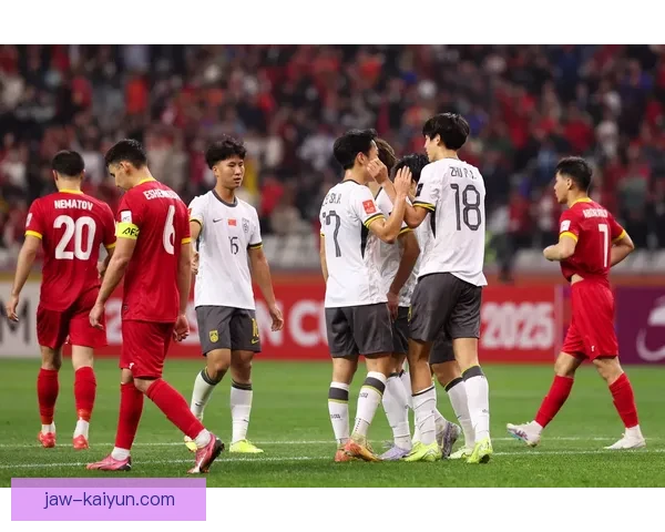 中国足球在近期比赛中五战零失球，状态回暖值得关注。