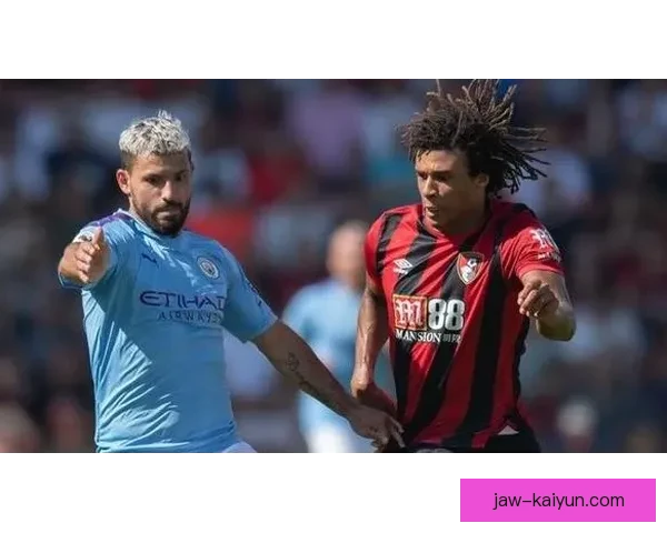 阿克在曼城战术体系中的关键作用及其表现分析